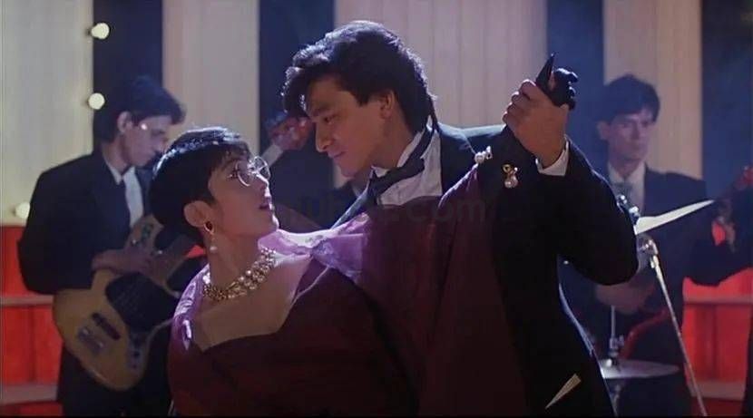 淘漉音乐824期-她唱歌必搭四大天王,曾惊艳春晚,拒嫁豪门 (图19)