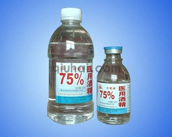 衣服晒干后沾满卫生纸屑，只要1块“刷碗布”，马上恢复“干净”(图5)